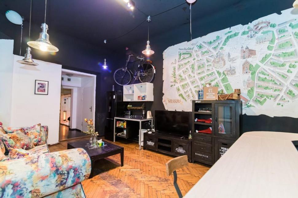 Make Your Own Party - Exclusive 200 Sqm Apartaments With Sauna And Snooker Table Hen&Stag Do Apartament